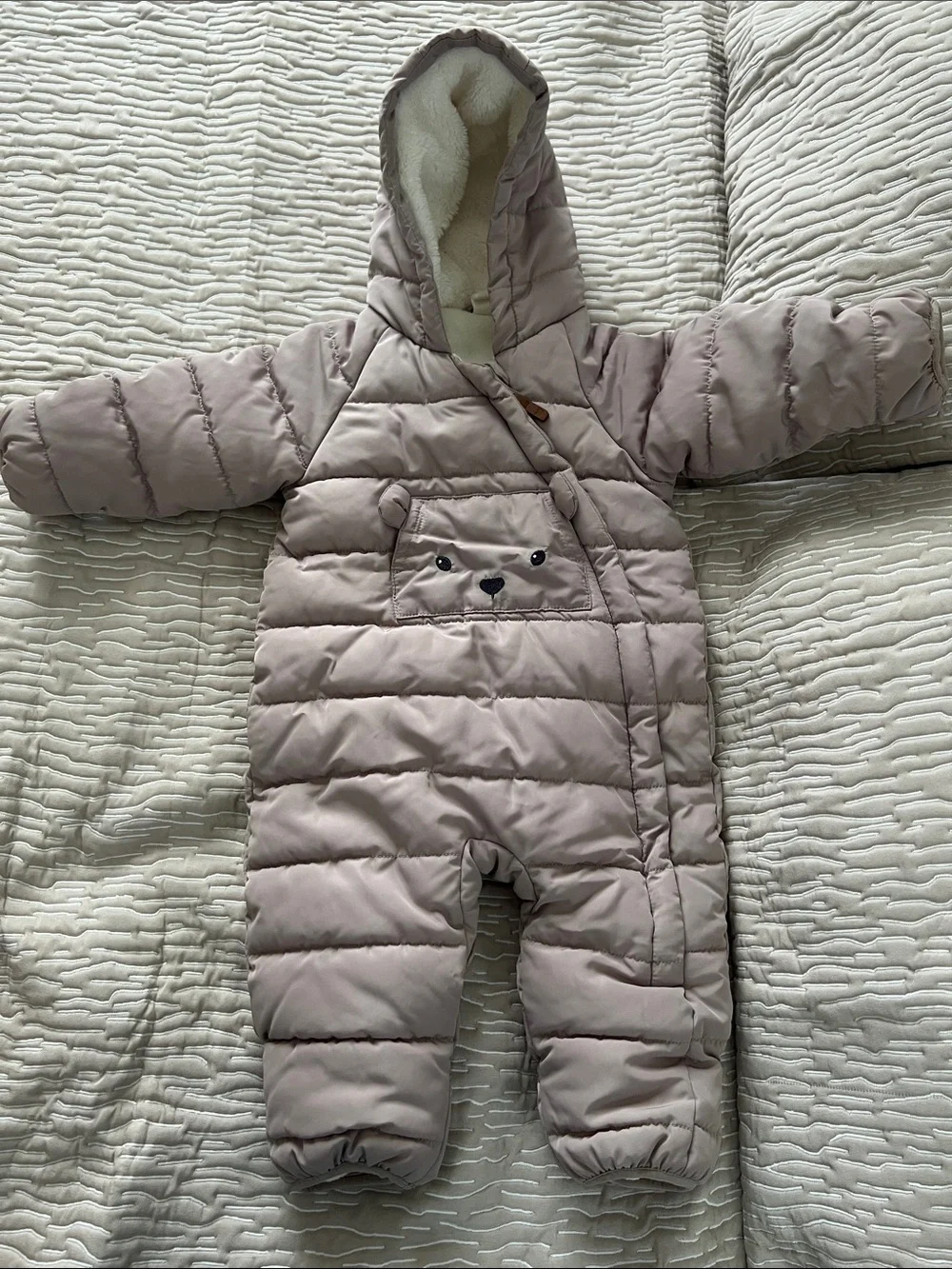 H&M Cozy gray/beige neutral Hooded Puffer bunting One-Piece for baby